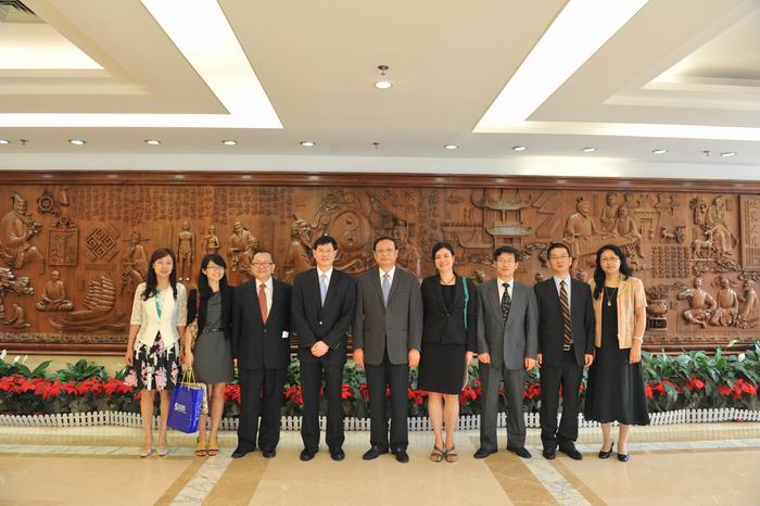 国家中医药管理局与新加坡卫生部召开中新中医药合作委员会会议