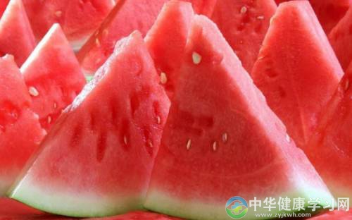 夏天饮食小贴士：西瓜不能乱吃 你需要知道这些