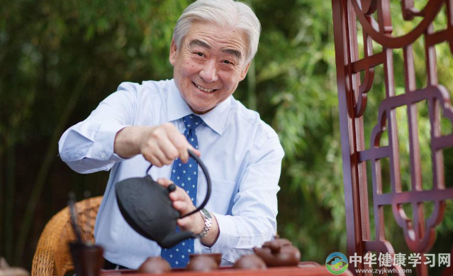 为什么老年人精神不好？养生能提高老年人精神状态吗？